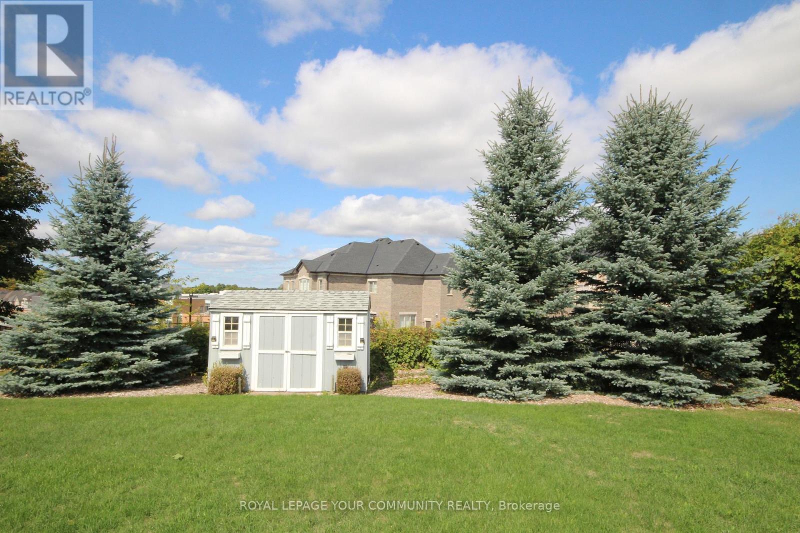 












22 WHITEBIRCH LANE

,
East Gwillimbury,




Ontario
L0G1V0

