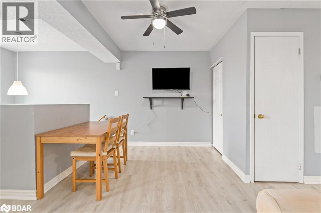 












42A STEWART MACLAREN Road

,
Georgetown,




Ontario
L7G5L9

