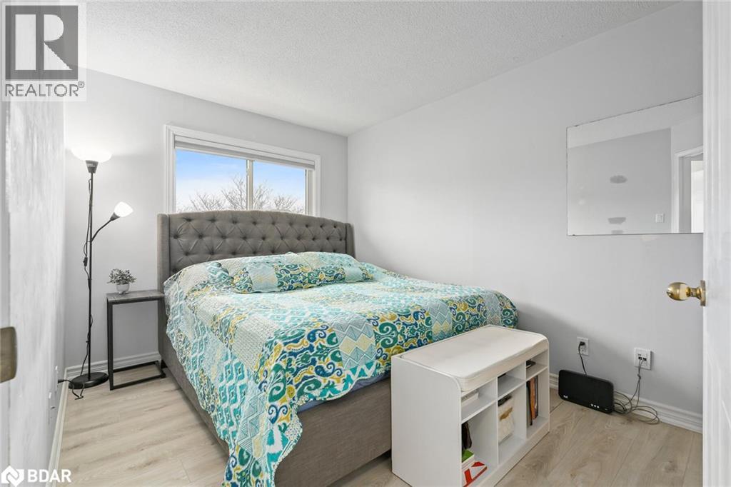 












42A STEWART MACLAREN Road

,
Georgetown,




Ontario
L7G5L9

