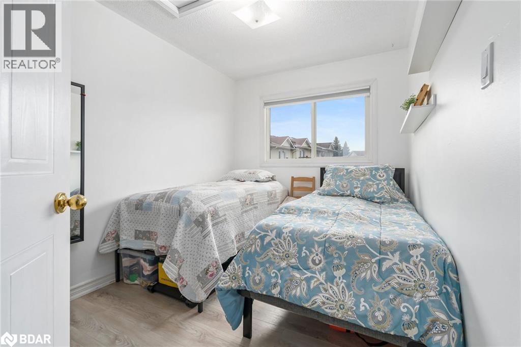 












42A STEWART MACLAREN Road

,
Georgetown,




Ontario
L7G5L9

