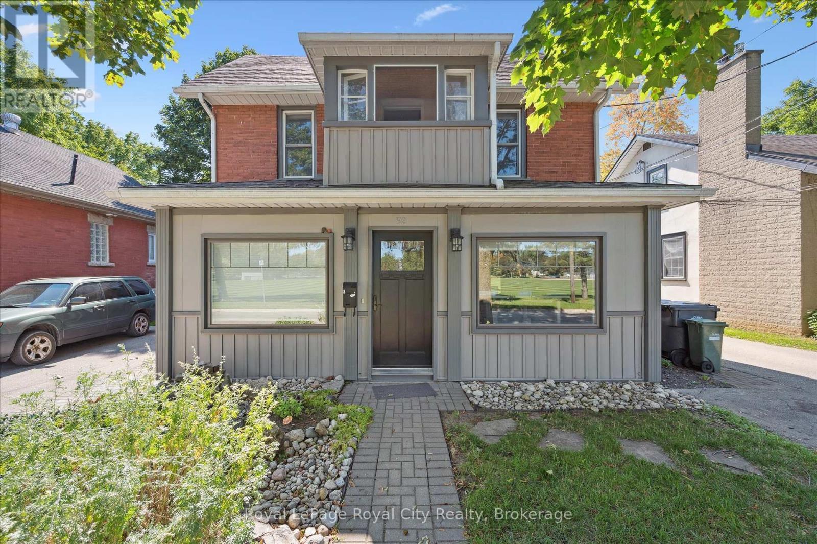 












92 KATHLEEN STREET

,
Guelph (Exhibition Park),




Ontario
N1H4Y3

