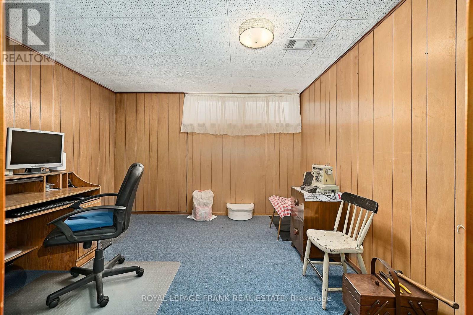 












28 WINNIPEG ROAD

,
Toronto (Kingsview Village-The Westway),




Ontario
M9P2E4

