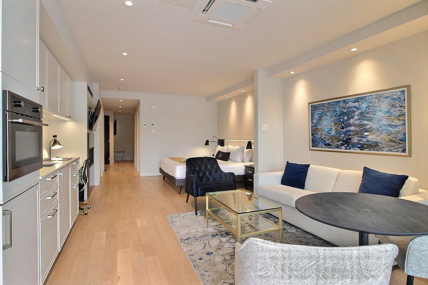 









694


Ch. Ripple Cove

, 114,
Ayer's Cliff,




QC
J0B1C0

