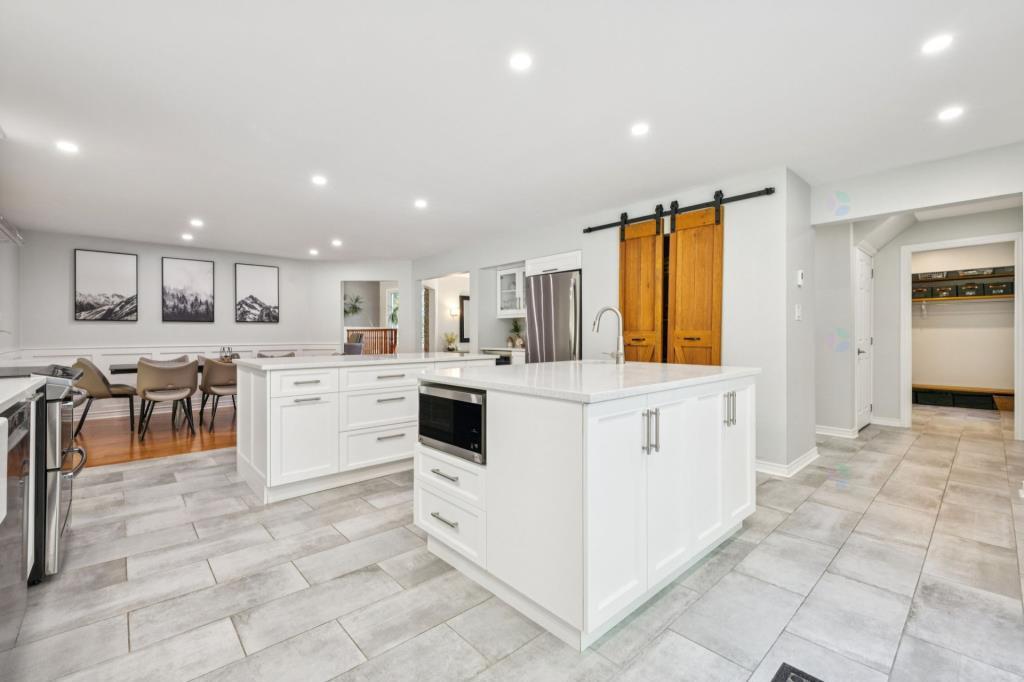 









12


Rue de Castillou

,
Gatineau (Gatineau),




QC
J8T5S5

