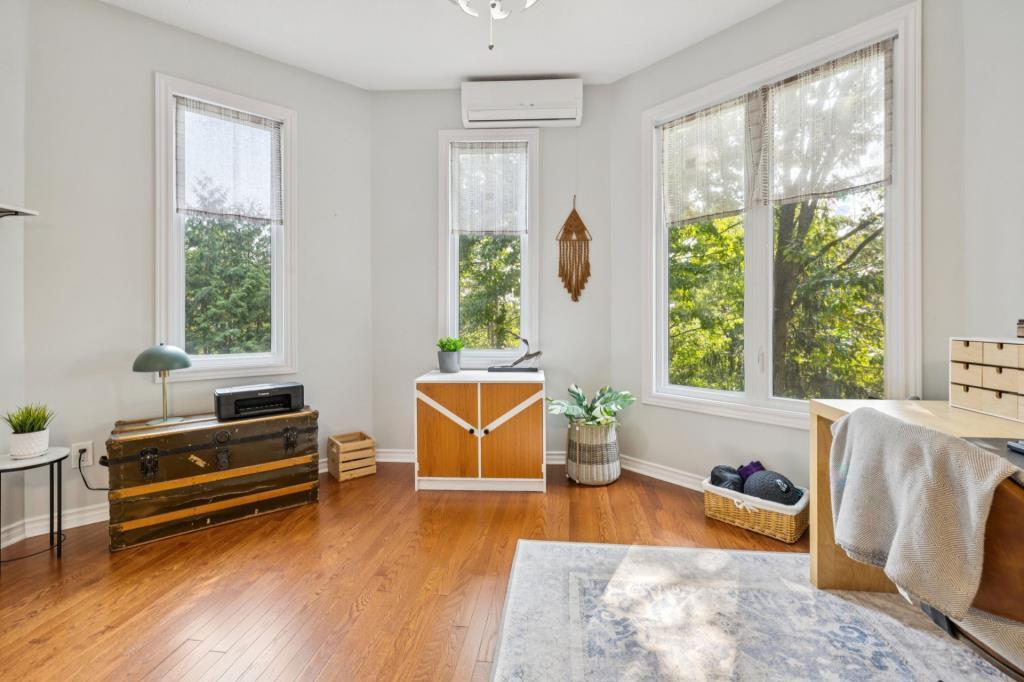 









12


Rue de Castillou

,
Gatineau (Gatineau),




QC
J8T5S5

