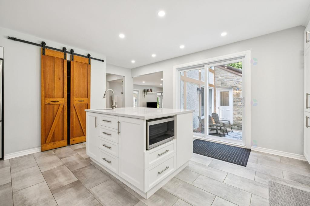 









12


Rue de Castillou

,
Gatineau (Gatineau),




QC
J8T5S5

