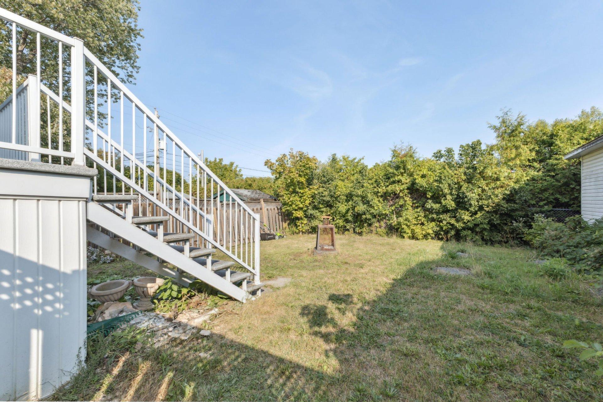 









109


Rue de la Baie

,
Gatineau (Gatineau),




QC
J8T3H4

