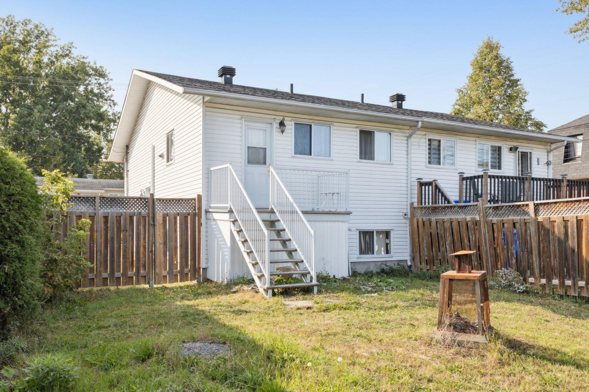 









109


Rue de la Baie

,
Gatineau (Gatineau),




QC
J8T3H4

