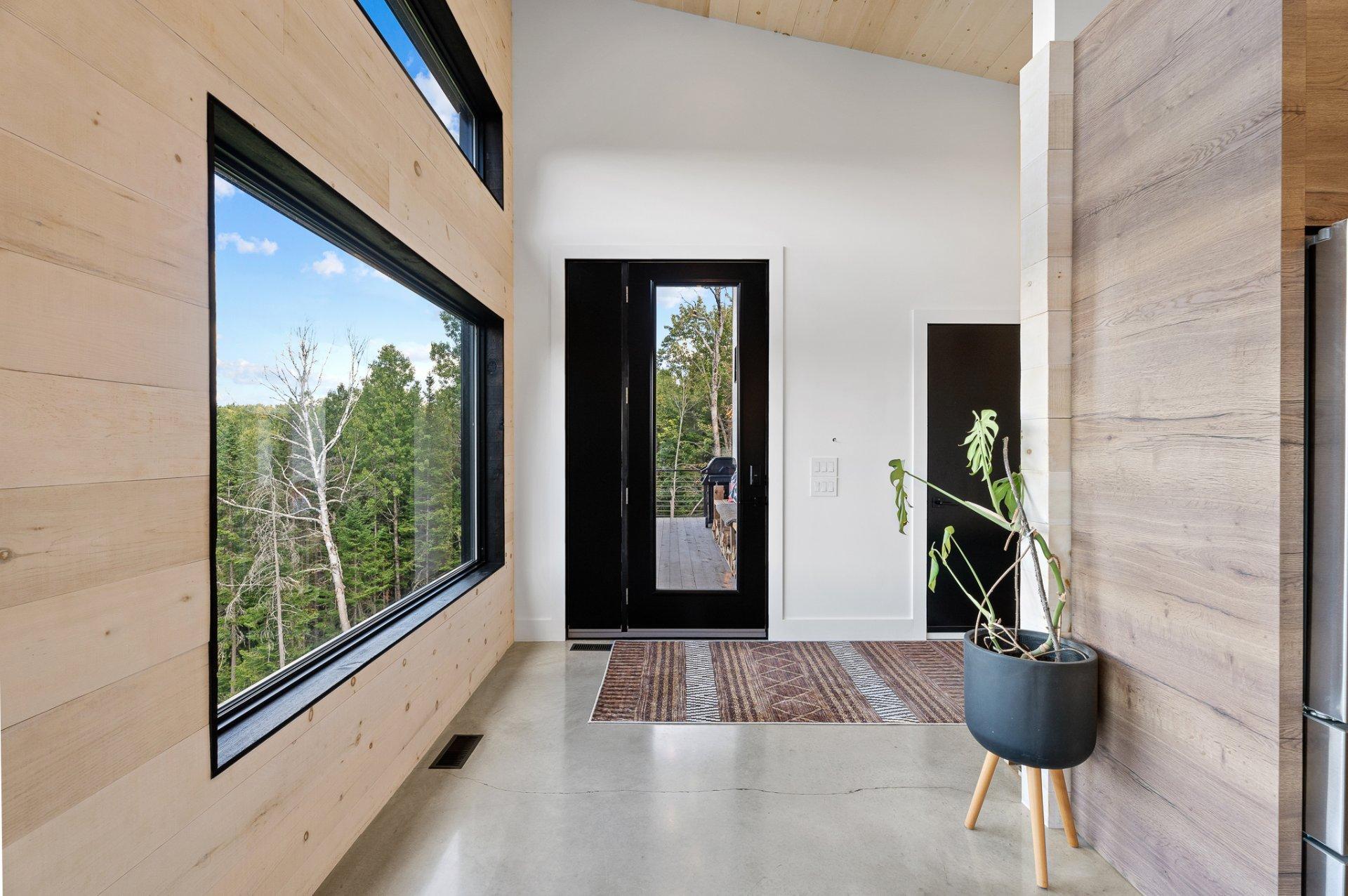 









401


Ch. Fyon

,
Ivry-sur-le-Lac,




QC
J8C2Z8

