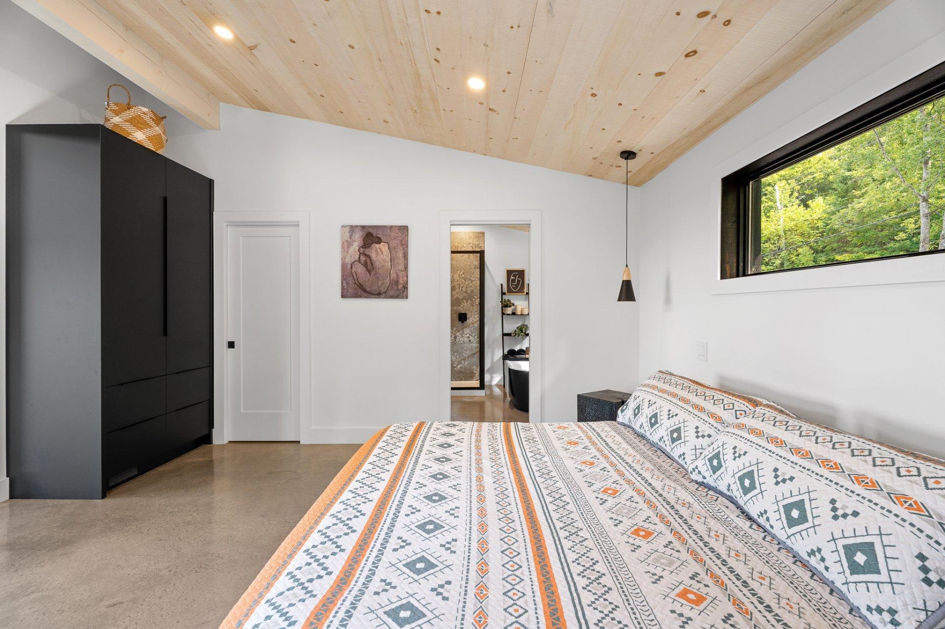 









401


Ch. Fyon

,
Ivry-sur-le-Lac,




QC
J8C2Z8

