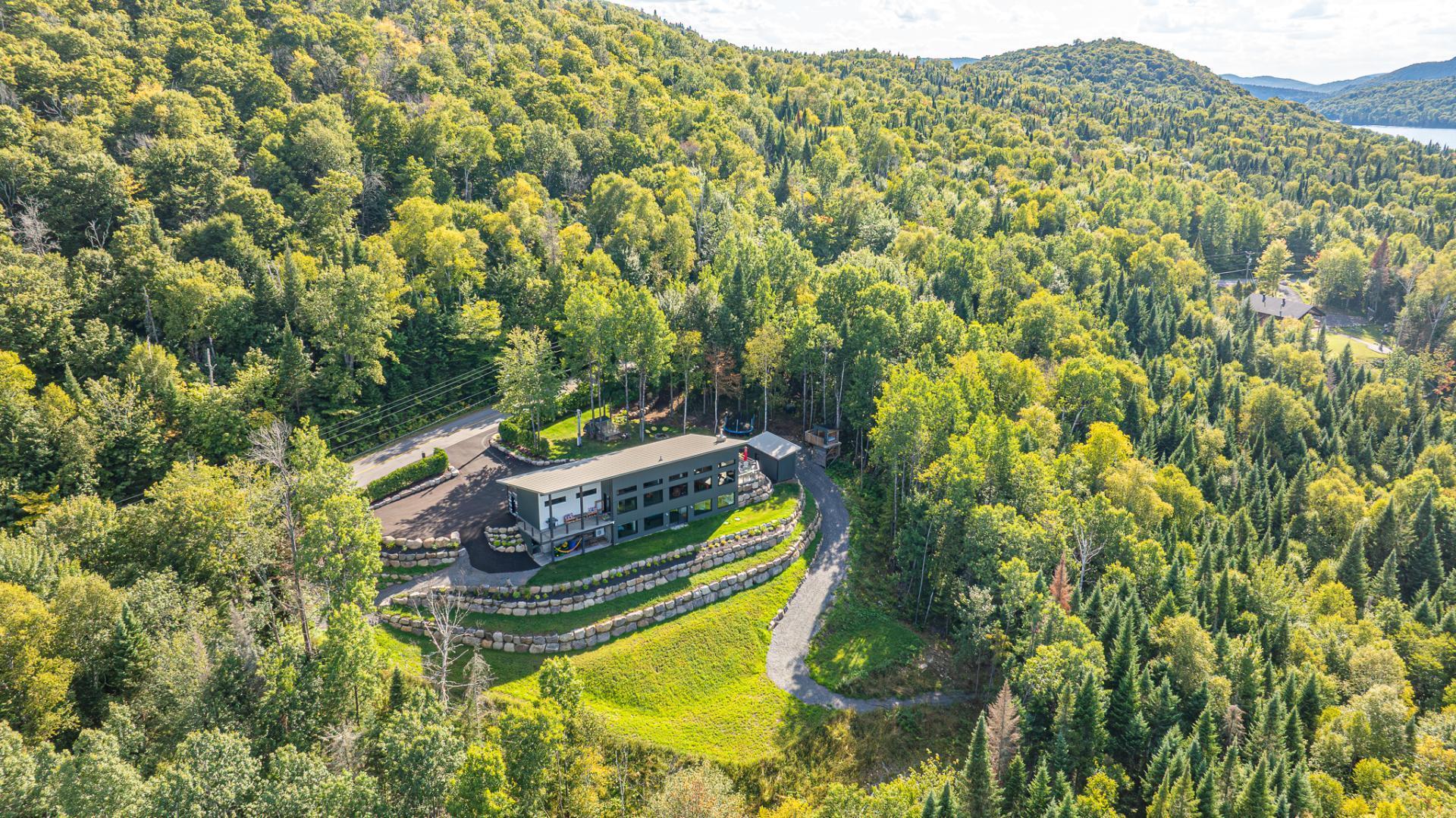 









401


Ch. Fyon

,
Ivry-sur-le-Lac,




QC
J8C2Z8

