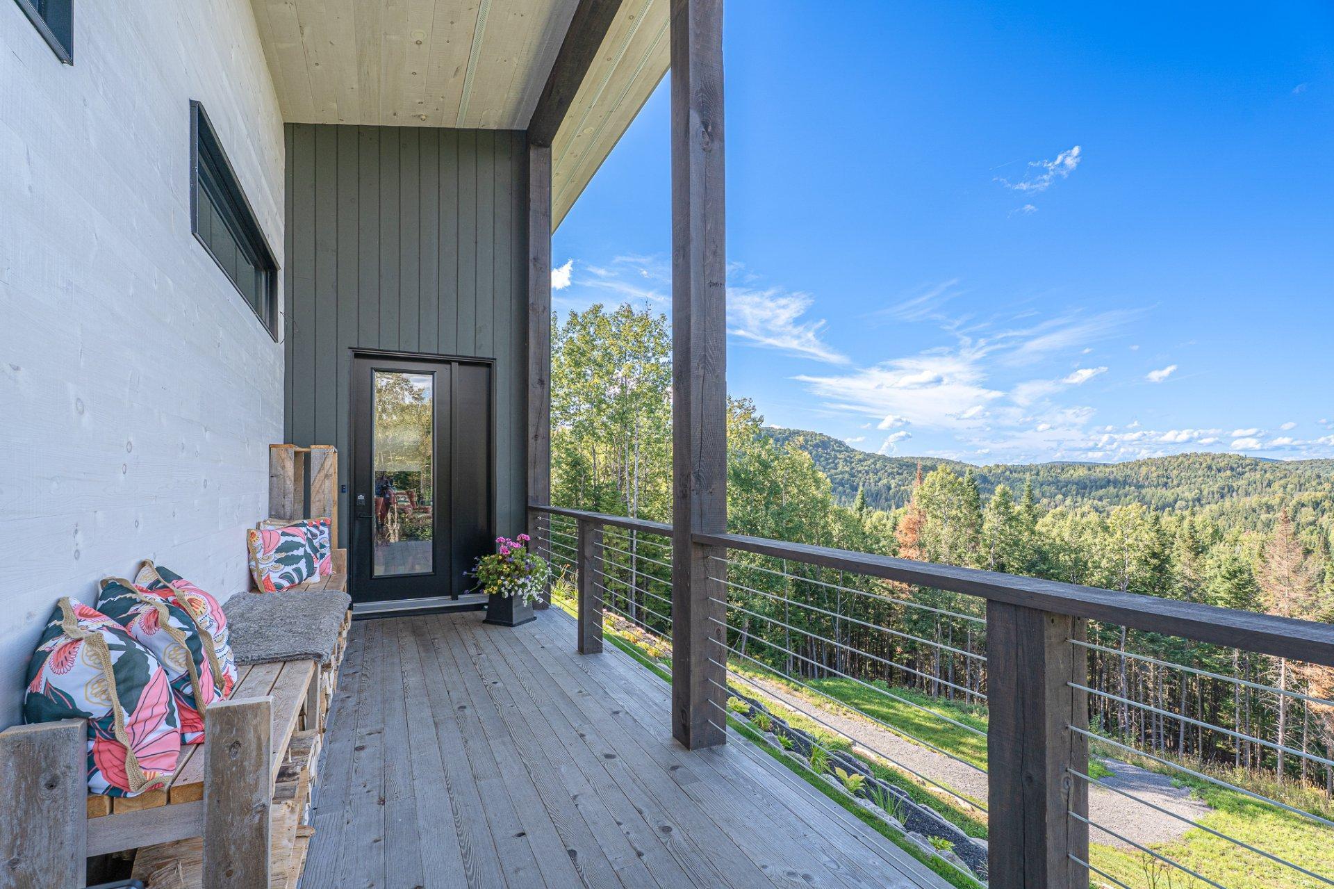 









401


Ch. Fyon

,
Ivry-sur-le-Lac,




QC
J8C2Z8

