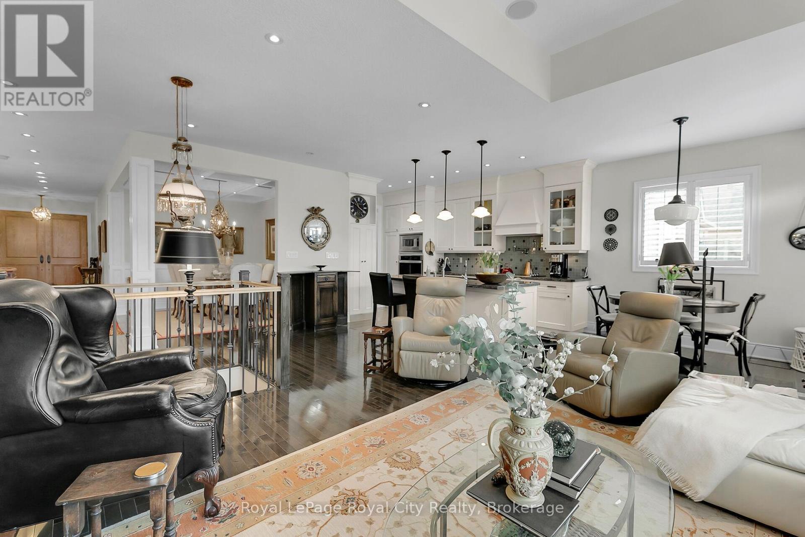 












54 ABERFOYLE MILL CRESCENT

,
Puslinch (Aberfoyle),




Ontario
N1H6H9

