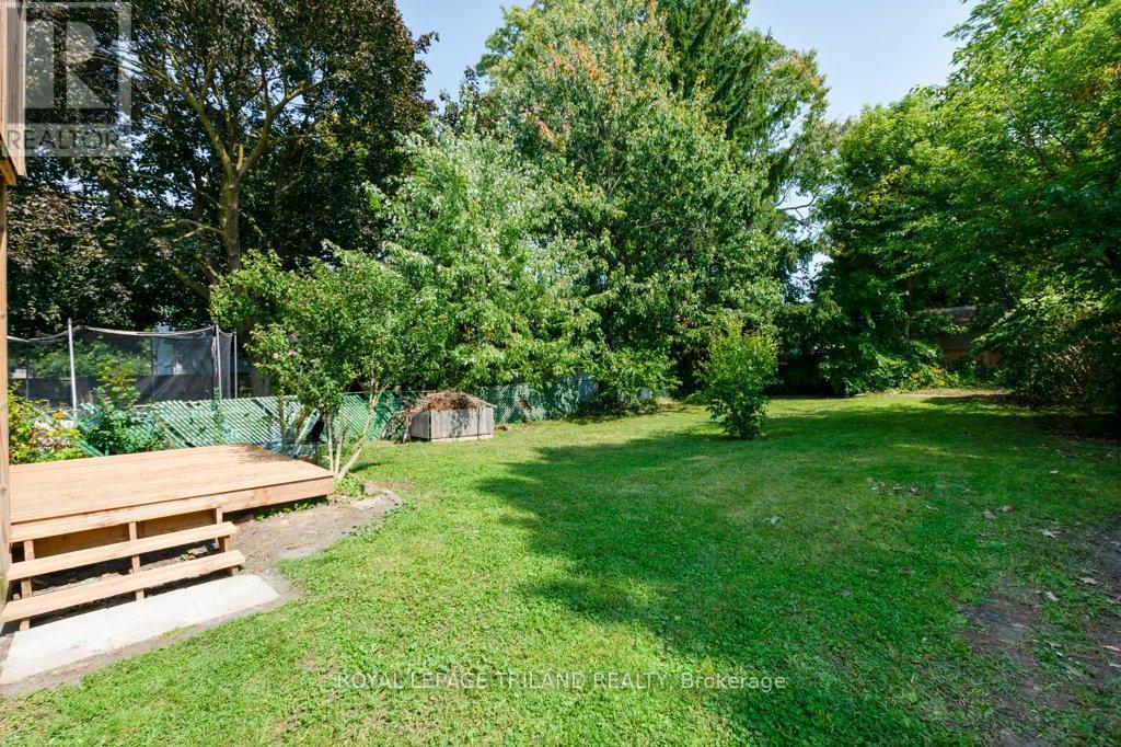 












35 INKERMAN STREET

,
St. Thomas,




Ontario
N5P3E9

