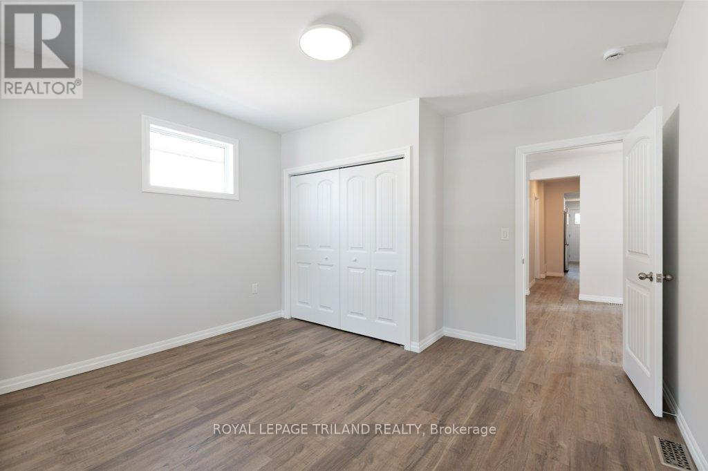 












35 INKERMAN STREET

,
St. Thomas,




Ontario
N5P3E9

