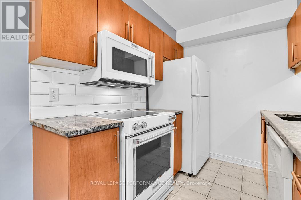 












407 - 429 SOMERSET STREET W

,
Ottawa,




Ontario
K1P2P5

