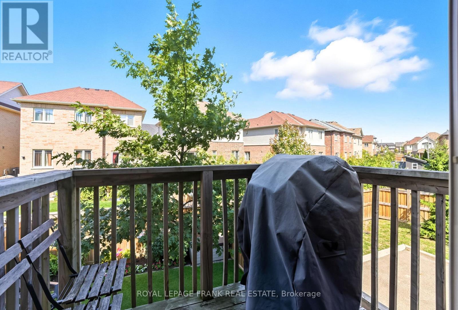 












26 FERRIS SQUARE

,
Clarington (Courtice),




Ontario
L1E0J2

