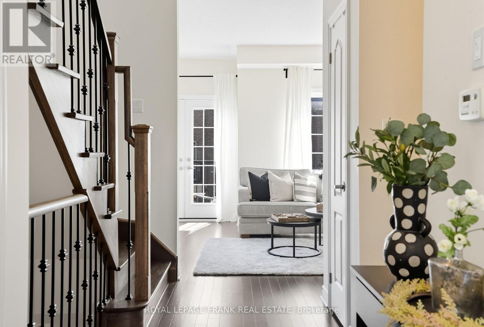 












26 FERRIS SQUARE

,
Clarington (Courtice),




Ontario
L1E0J2

