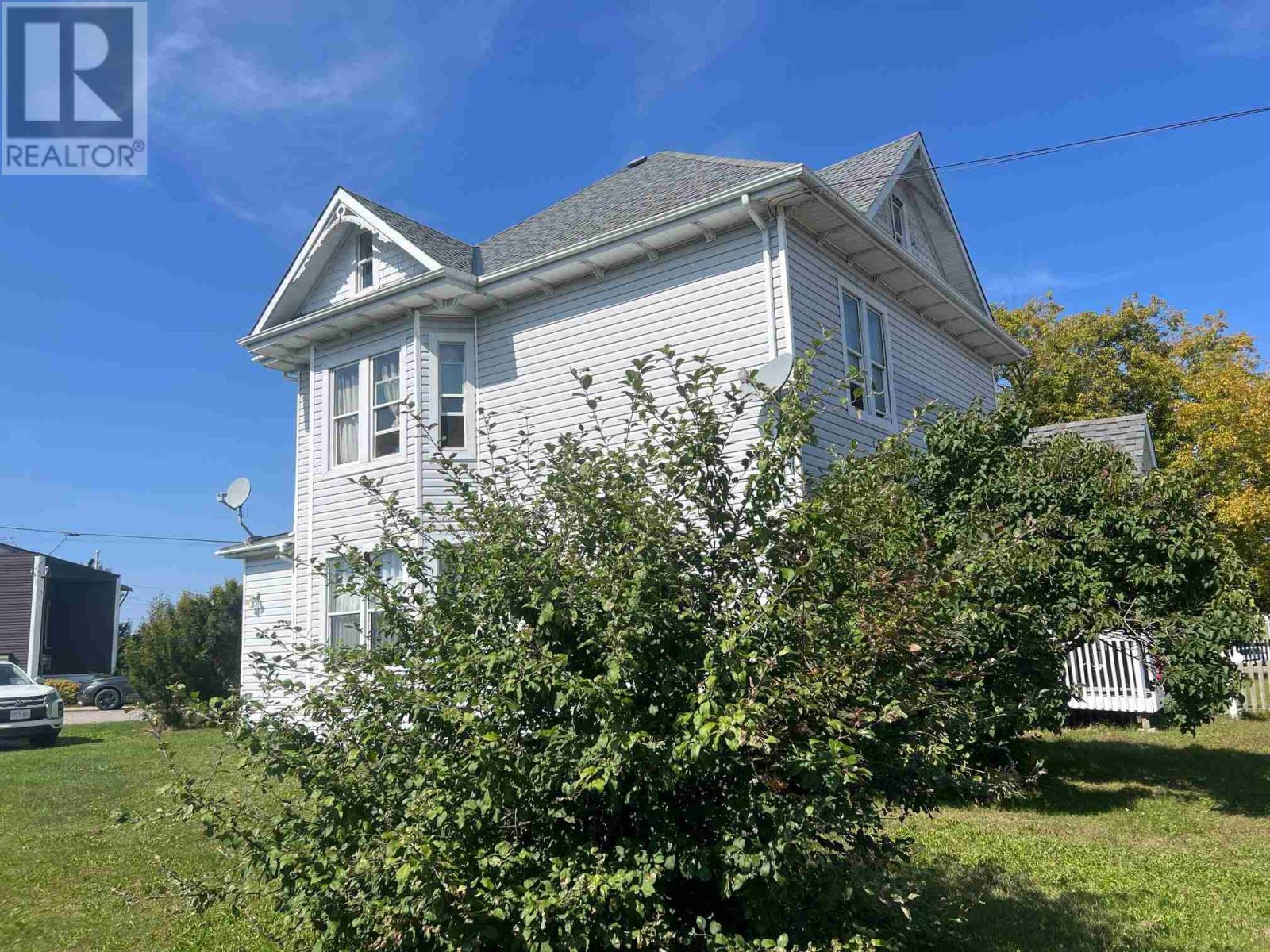 












22 Lakeside

,
Blind River,




Ontario
P0R1B0

