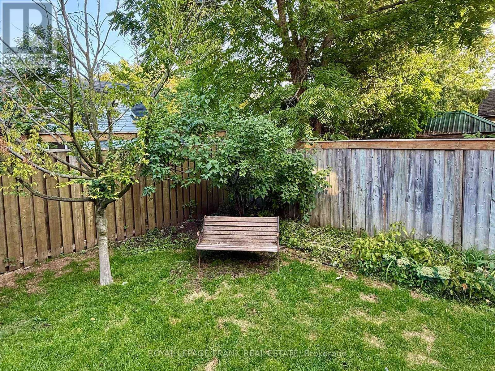 












514 BOLIVAR STREET

,
Peterborough (Town Ward 3),




Ontario
K9J4R7

