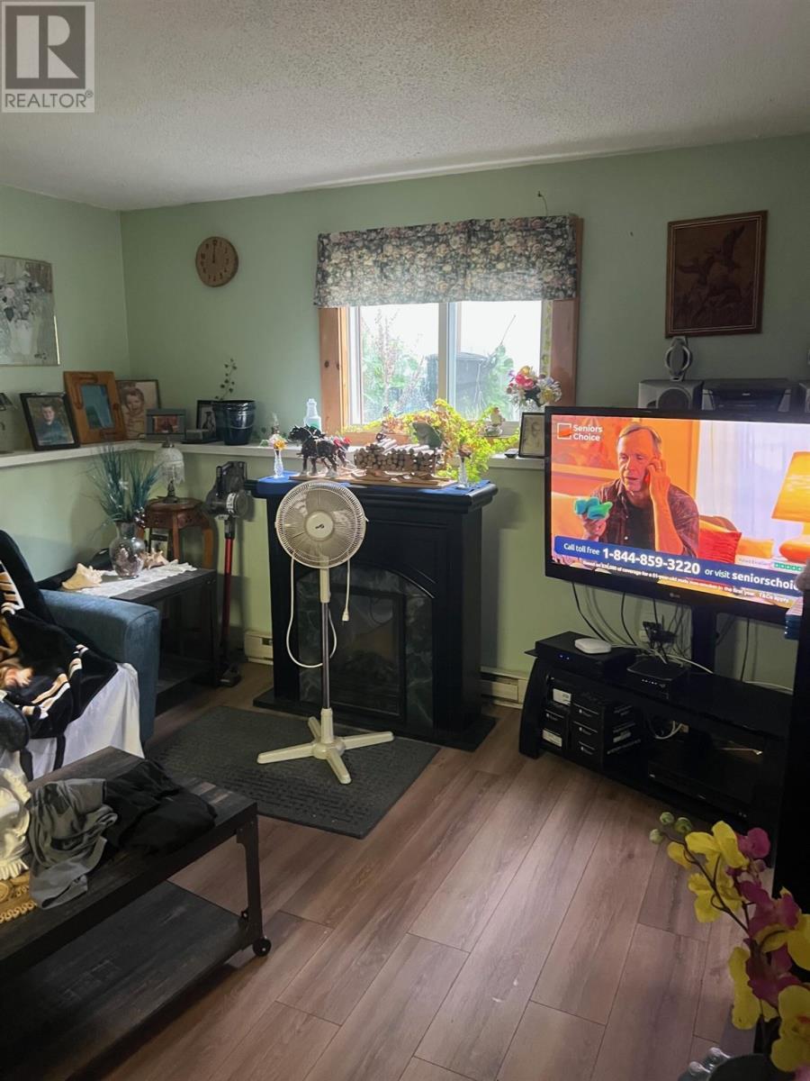 












22 Cobden

,
Blind River,




Ontario
P0R1B0

