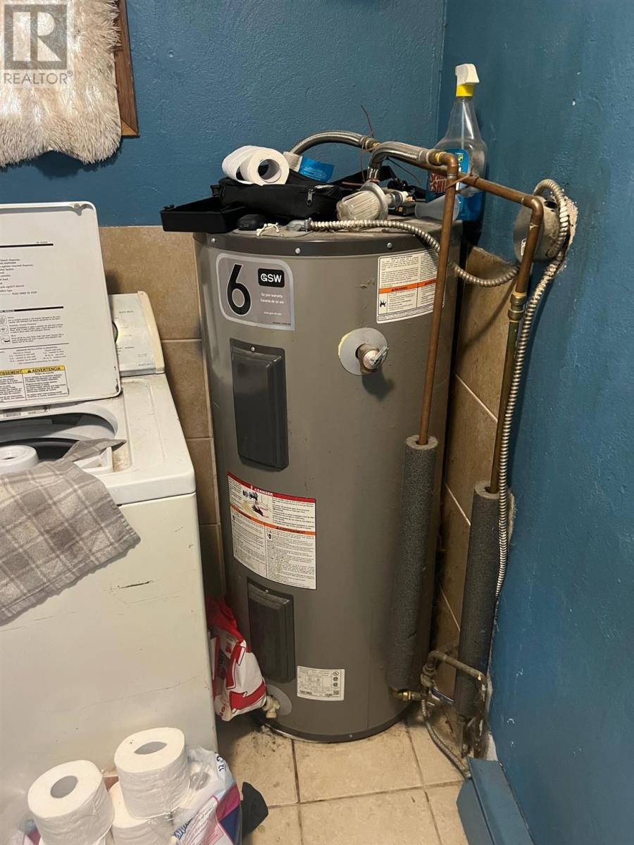 












22 Cobden

,
Blind River,




Ontario
P0R1B0

