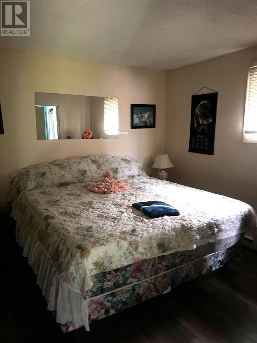 












22 Cobden

,
Blind River,




Ontario
P0R1B0

