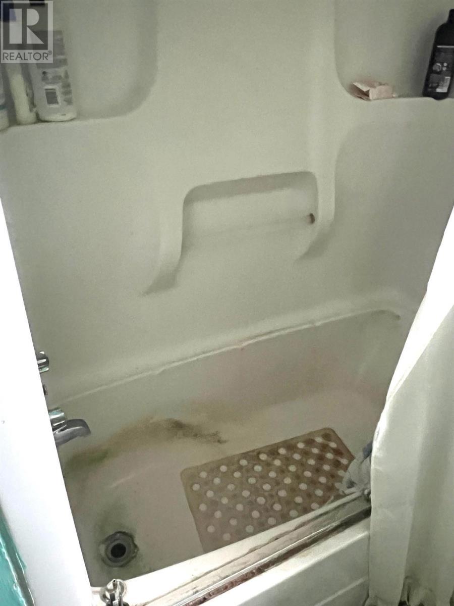 












22 Cobden

,
Blind River,




Ontario
P0R1B0

