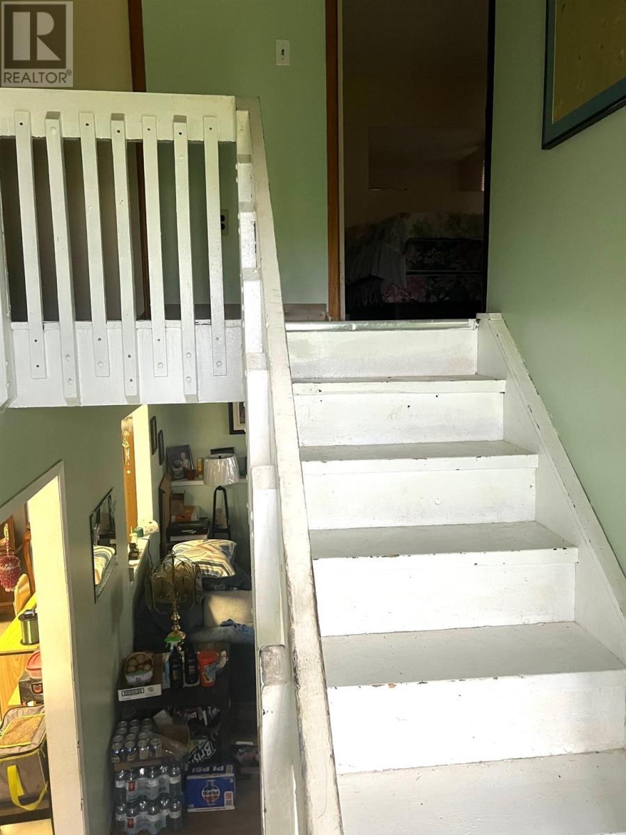 












22 Cobden

,
Blind River,




Ontario
P0R1B0

