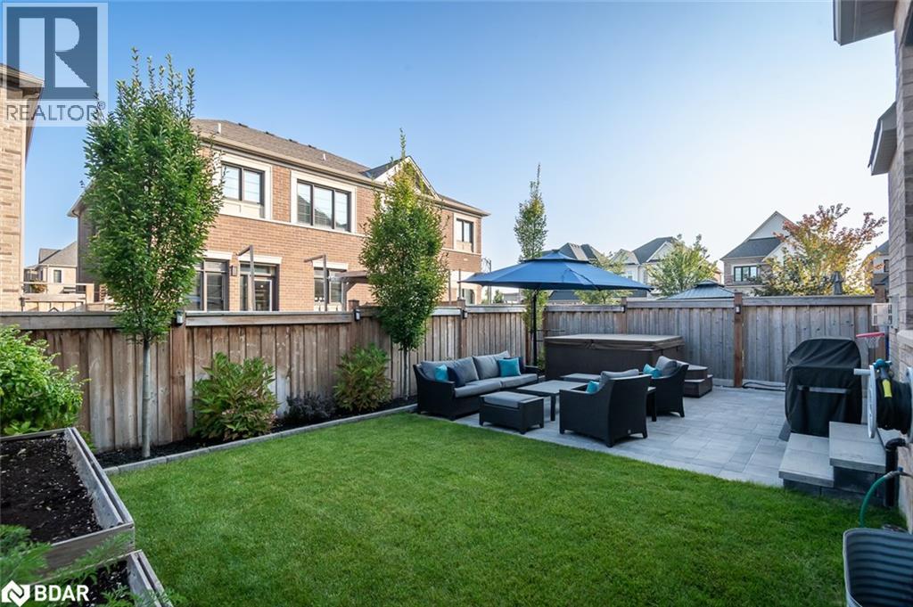 












390 RAMSEY Place

,
Milton,




Ontario
L9E1N3

