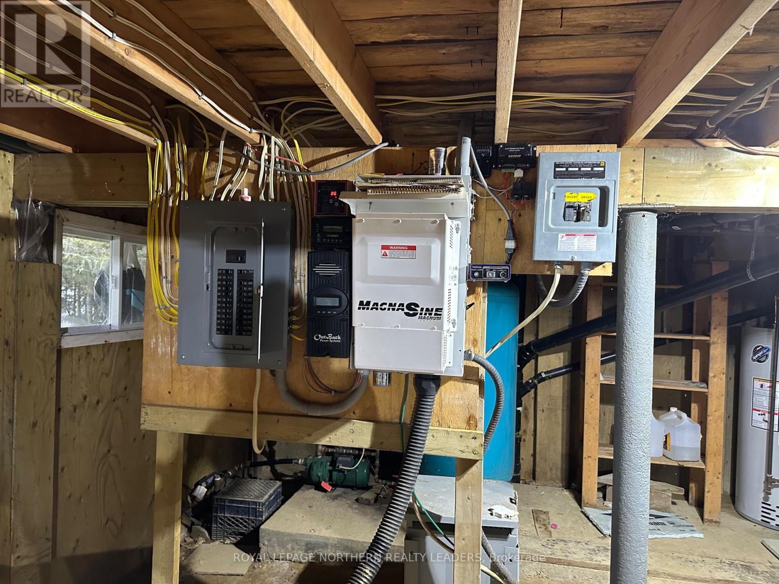 












4 SCOTT LAKE

,
Timmins (TCTDAR Outside),




Ontario
P4N7C5

