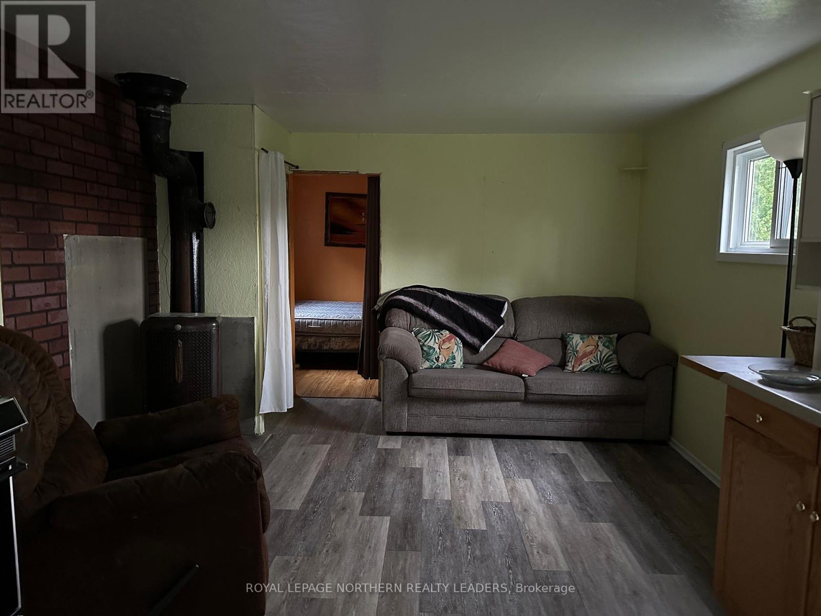 












4 SCOTT LAKE

,
Timmins (TCTDAR Outside),




Ontario
P4N7C5

