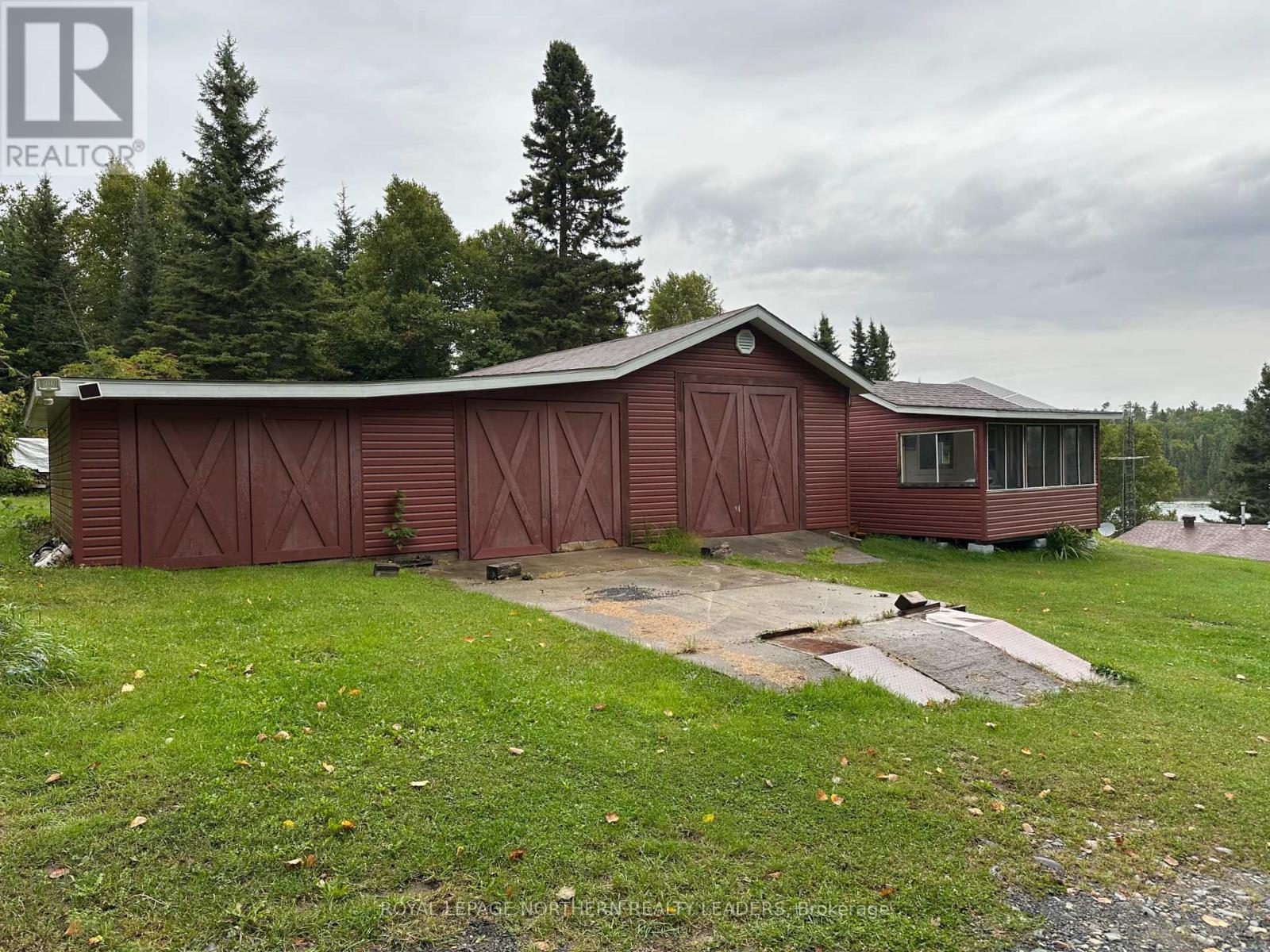 












4 SCOTT LAKE

,
Timmins (TCTDAR Outside),




Ontario
P4N7C5

