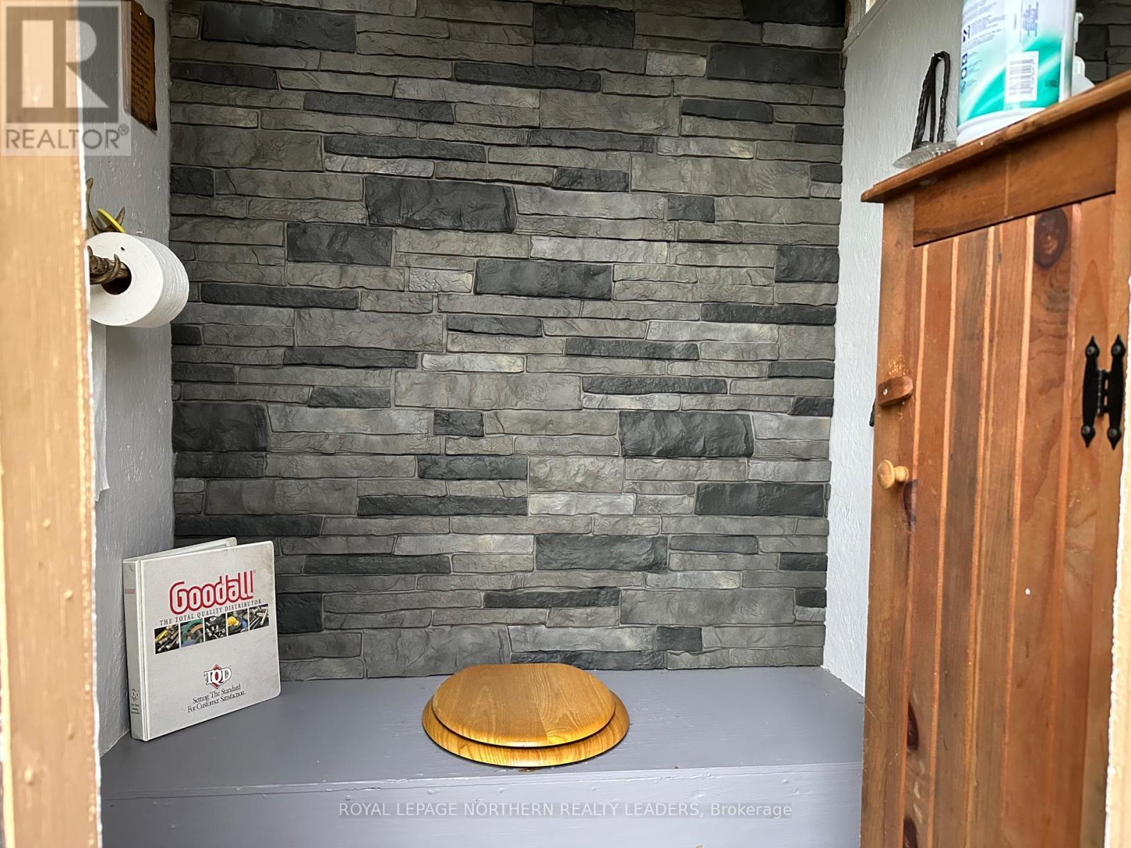 












4 SCOTT LAKE

,
Timmins (TCTDAR Outside),




Ontario
P4N7C5

