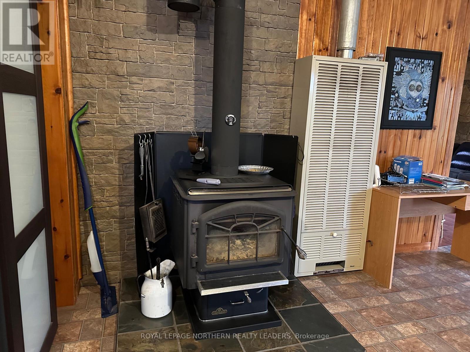 












4 SCOTT LAKE

,
Timmins (TCTDAR Outside),




Ontario
P4N7C5

