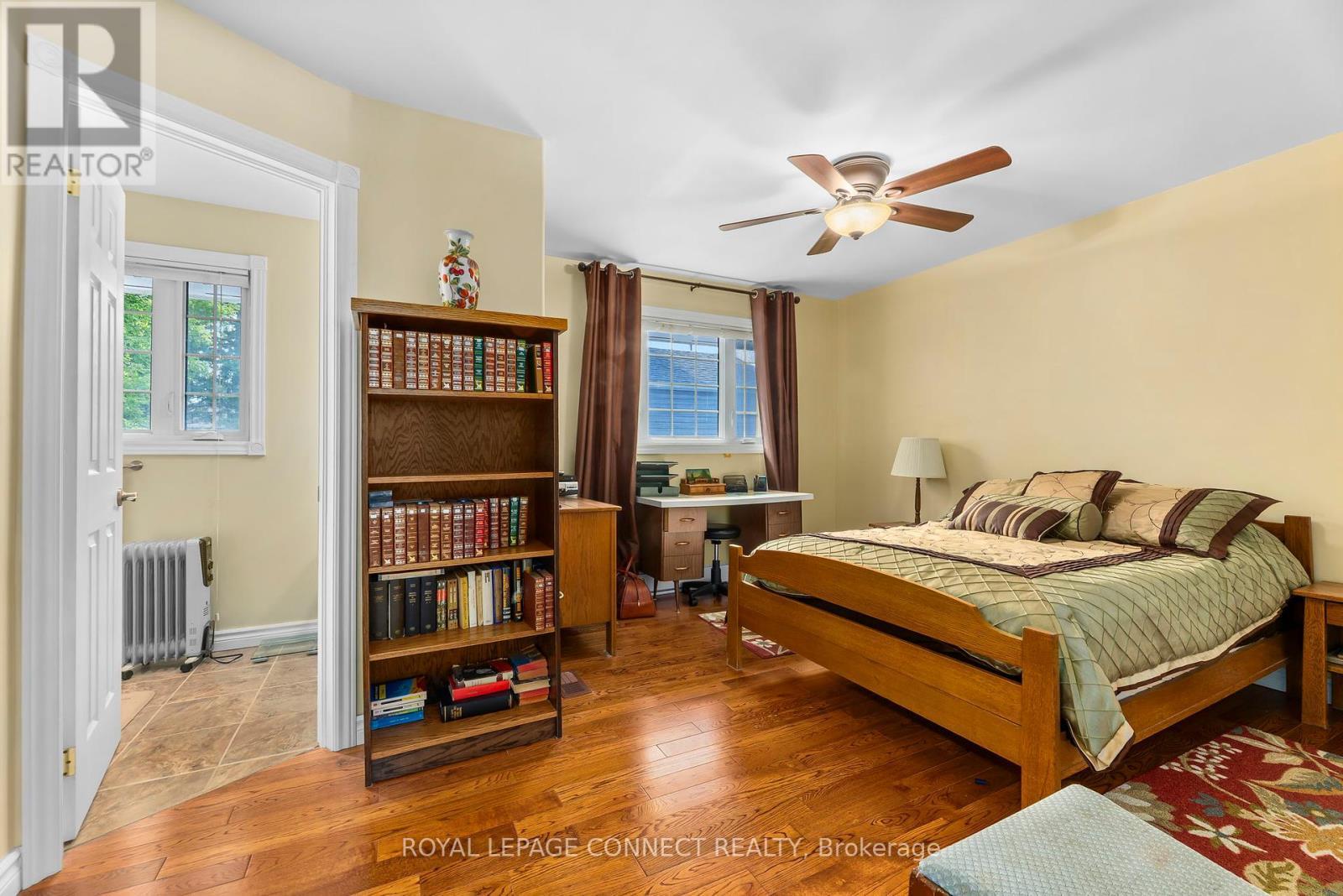 












35 LAWSON ROAD

,
Clarington,




Ontario
L1E2K3

