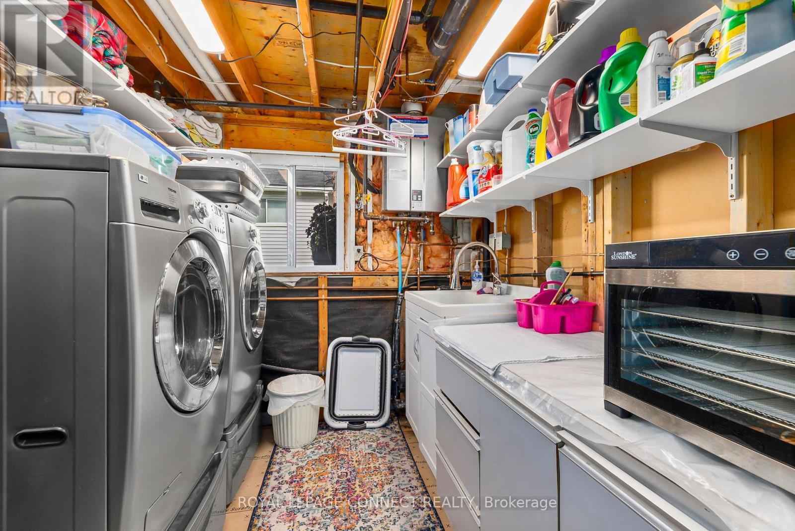 












35 LAWSON ROAD

,
Clarington,




Ontario
L1E2K3

