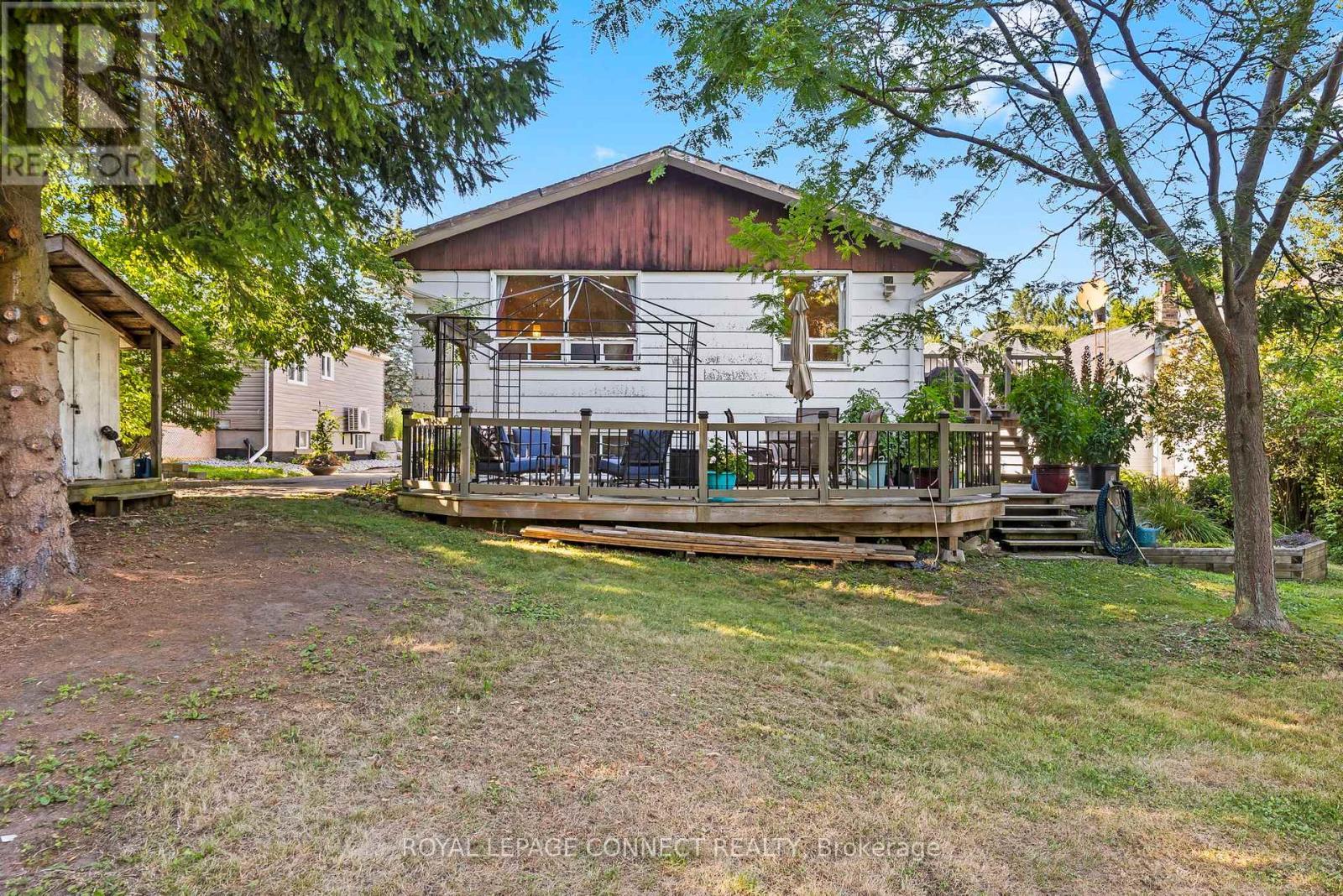 












35 LAWSON ROAD

,
Clarington,




Ontario
L1E2K3

