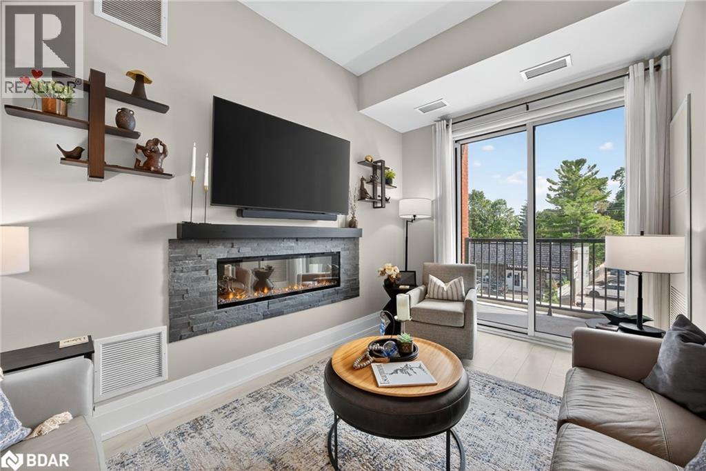 












1 HUME Street Unit# 308

,
Collingwood,




Ontario
L9X0X3

