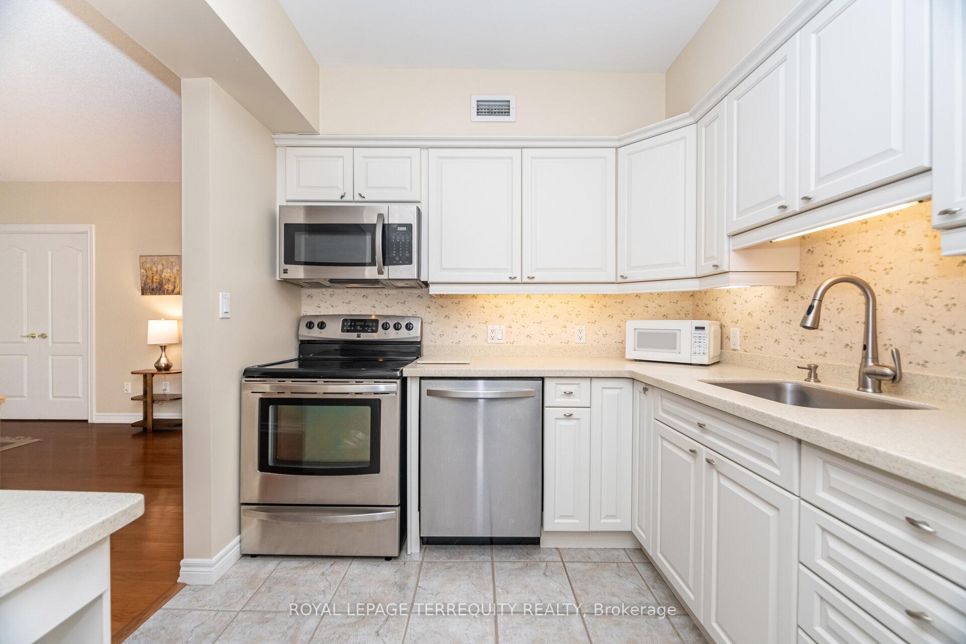 









77


GOVERNORS

Road, 204,
Hamilton,




ON
L9H 7N8

