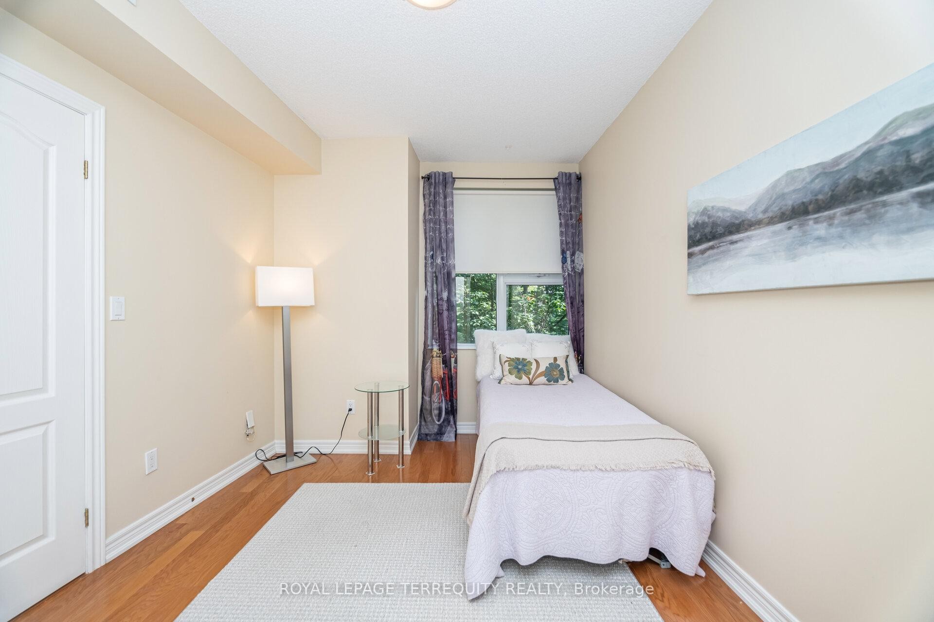 









77


GOVERNORS

Road, 204,
Hamilton,




ON
L9H 7N8

