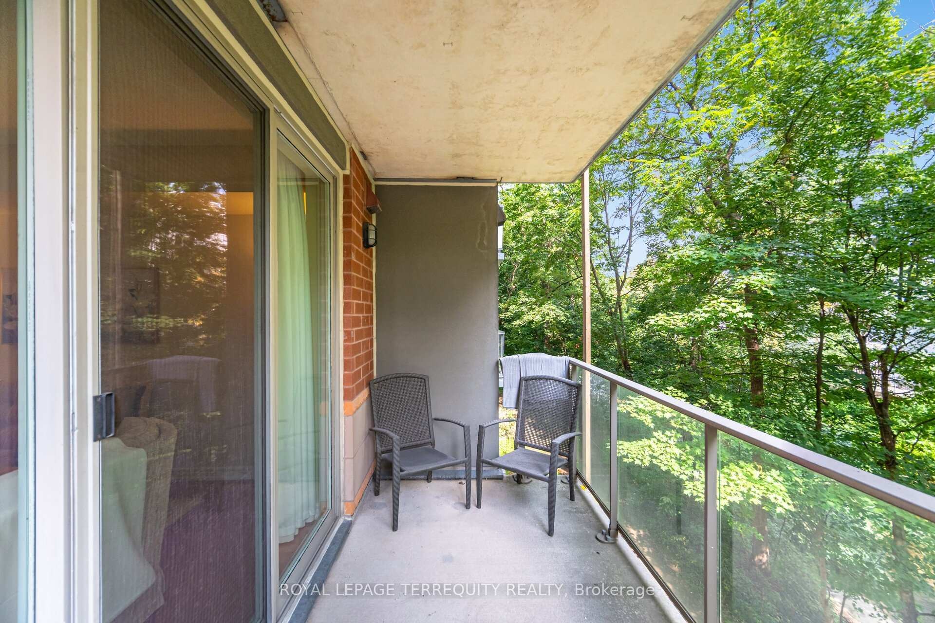 









77


GOVERNORS

Road, 204,
Hamilton,




ON
L9H 7N8

