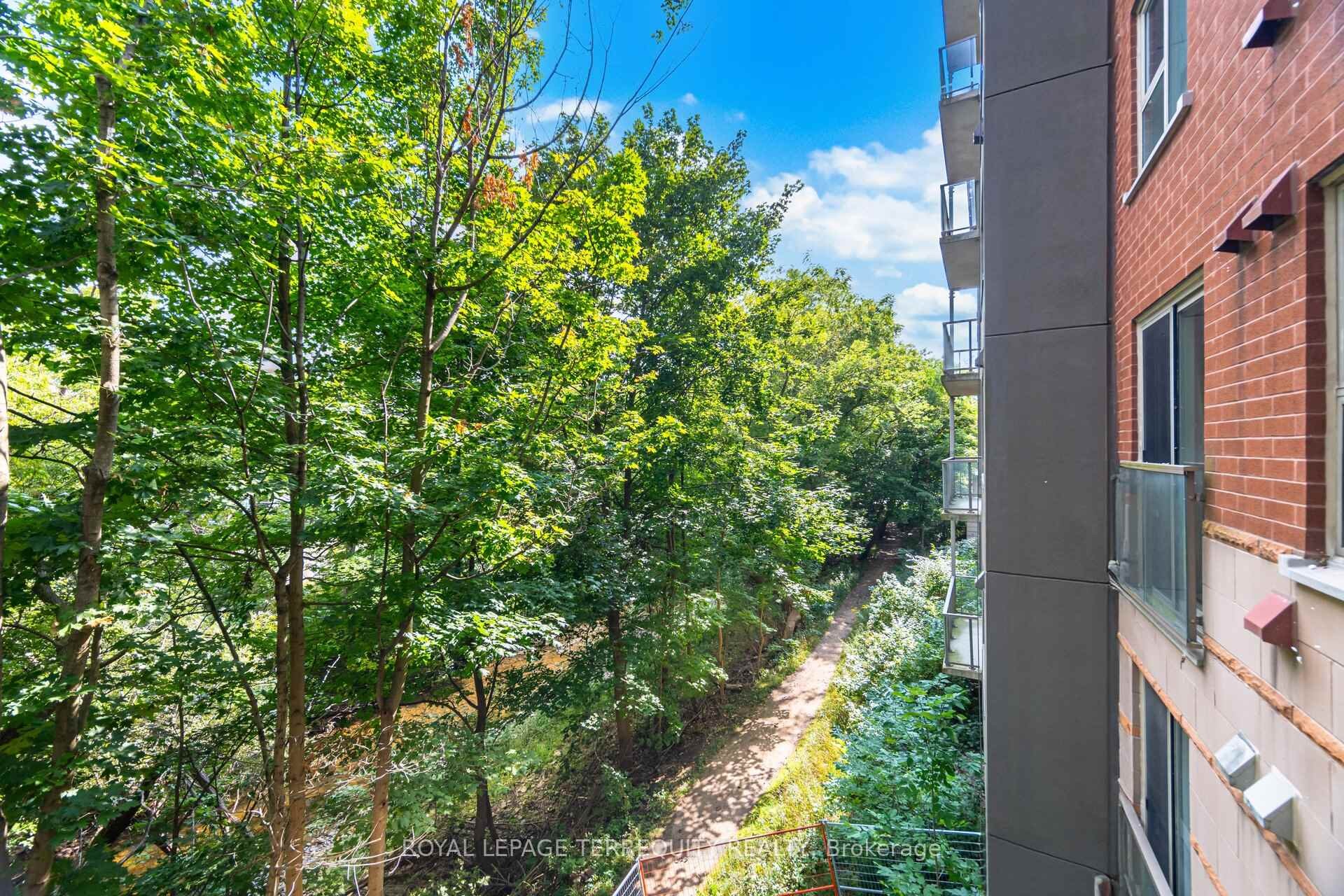 









77


GOVERNORS

Road, 204,
Hamilton,




ON
L9H 7N8

