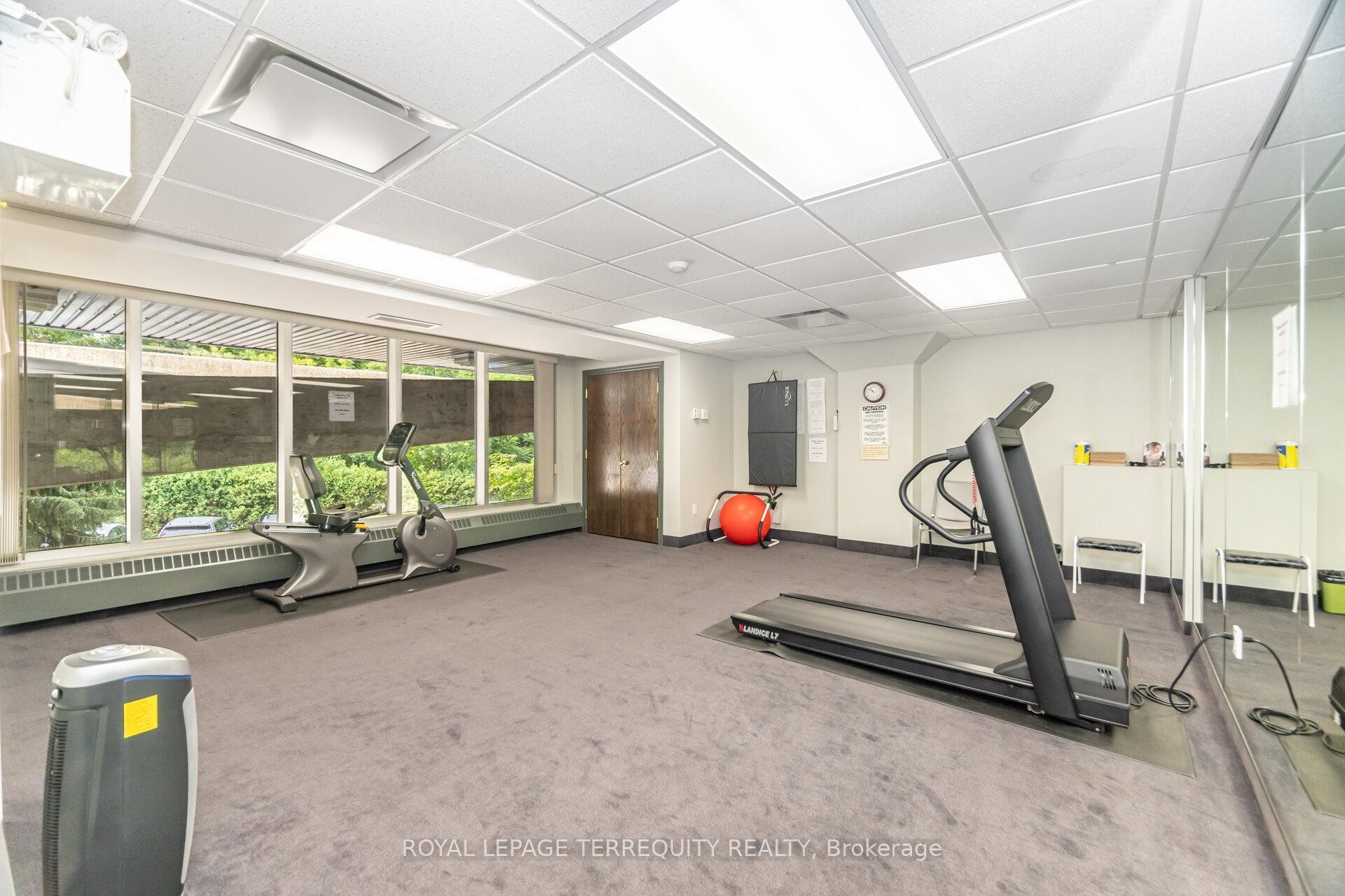 









77


GOVERNORS

Road, 204,
Hamilton,




ON
L9H 7N8

