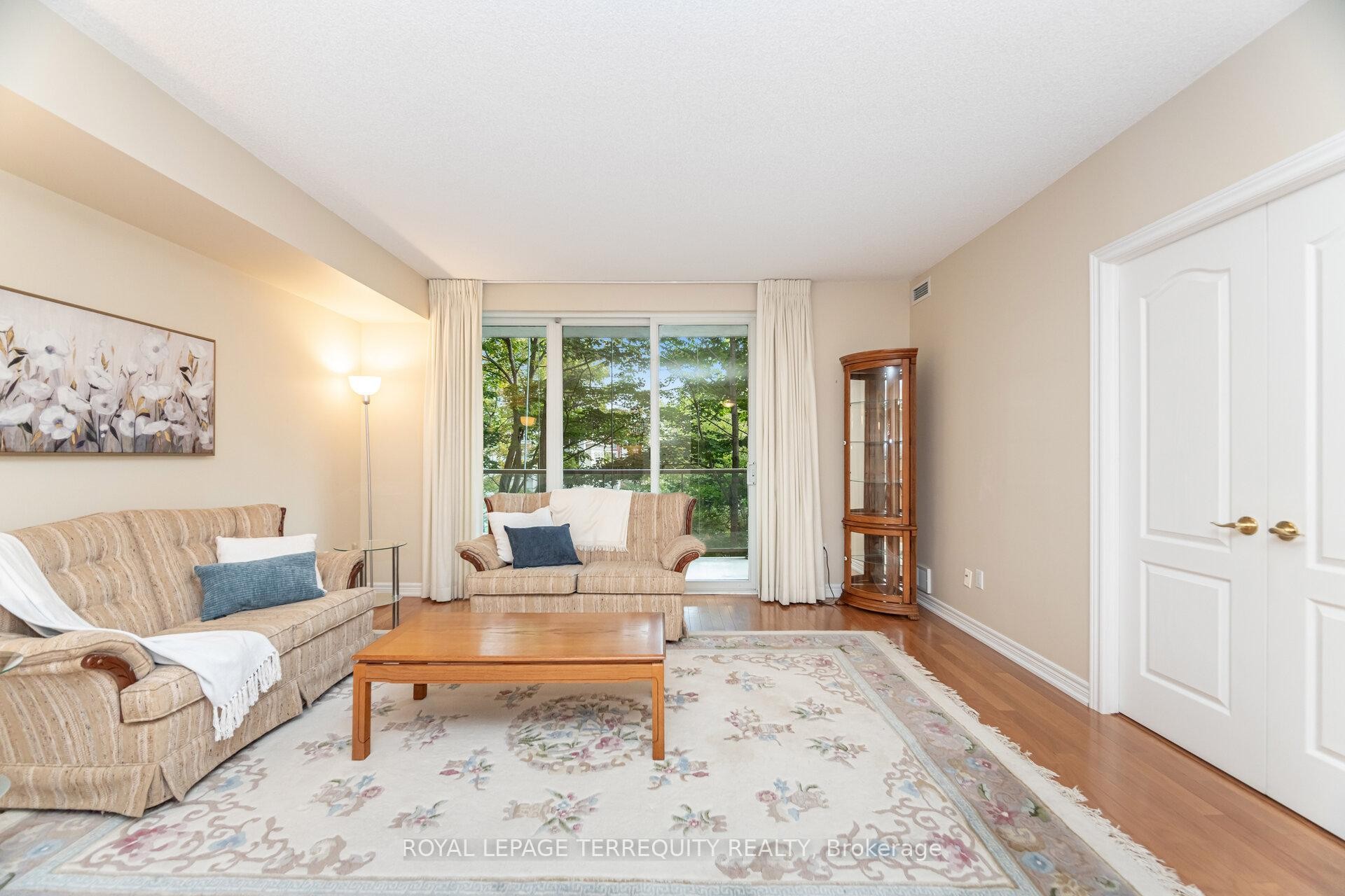 









77


GOVERNORS

Road, 204,
Hamilton,




ON
L9H 7N8

