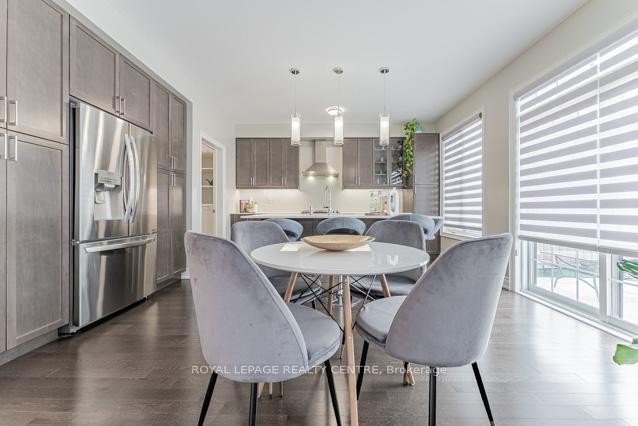 









1409


Argall

Court,
Milton,




ON
L9E 1L7

