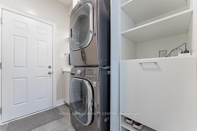 









1409


Argall

Court,
Milton,




ON
L9E 1L7

