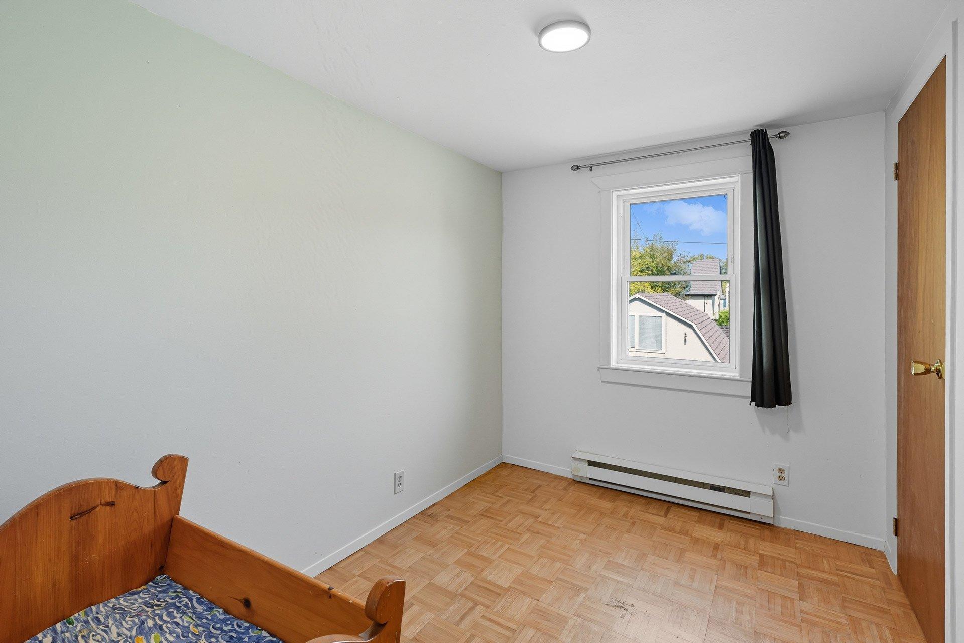 









11


Rue Garneau

,
Gatineau (Hull),




QC
J8X1R4

