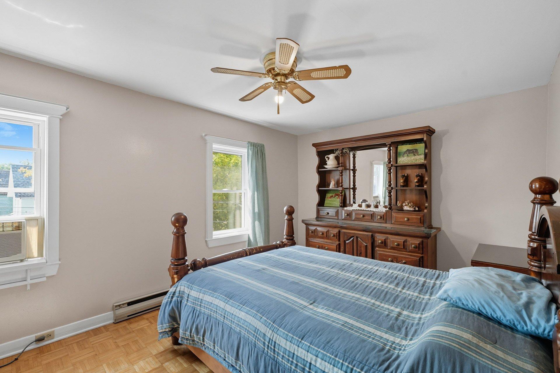 









11


Rue Garneau

,
Gatineau (Hull),




QC
J8X1R4

