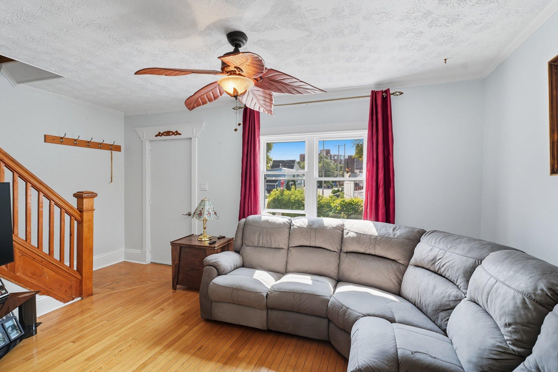 









11


Rue Garneau

,
Gatineau (Hull),




QC
J8X1R4

